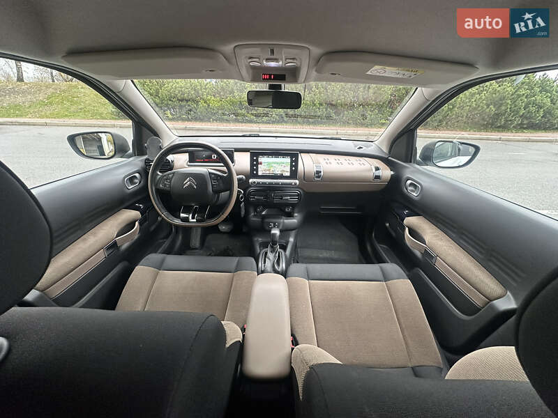 Позашляховик / Кросовер Citroen C4 Cactus 2017 в Києві