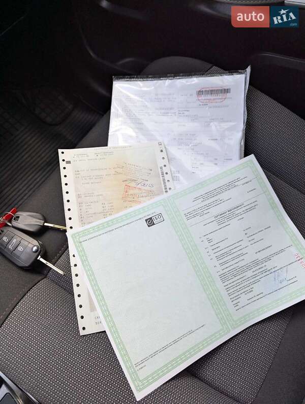 Позашляховик / Кросовер Citroen C4 Cactus 2020 в Києві