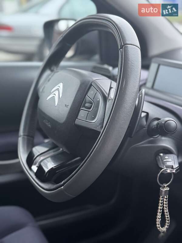 Внедорожник / Кроссовер Citroen C4 Cactus 2014 в Ровно