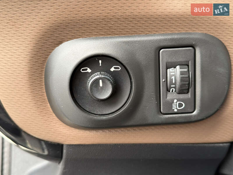 Внедорожник / Кроссовер Citroen C4 Cactus 2017 в Тернополе фото 32 Внедорожник / Кроссовер Citroen C4 Cactus 2017 в Тернополе