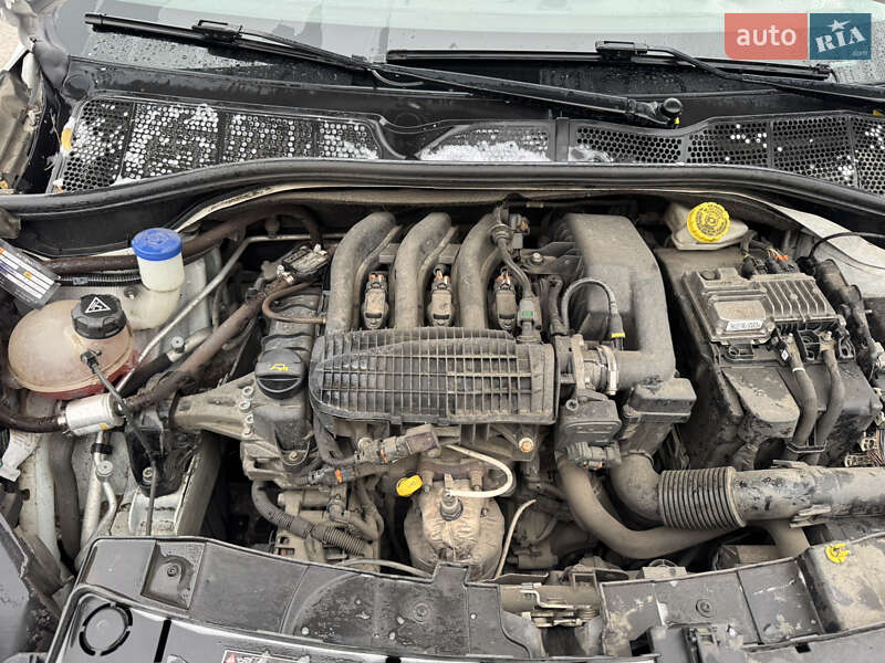 Позашляховик / Кросовер Citroen C4 Cactus 2016 в Дніпрі фото 3 Позашляховик / Кросовер Citroen C4 Cactus 2016 в Дніпрі