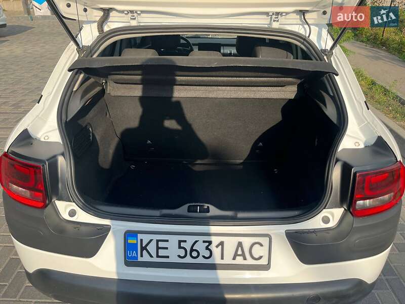 Внедорожник / Кроссовер Citroen C4 Cactus 2015 в Днепре