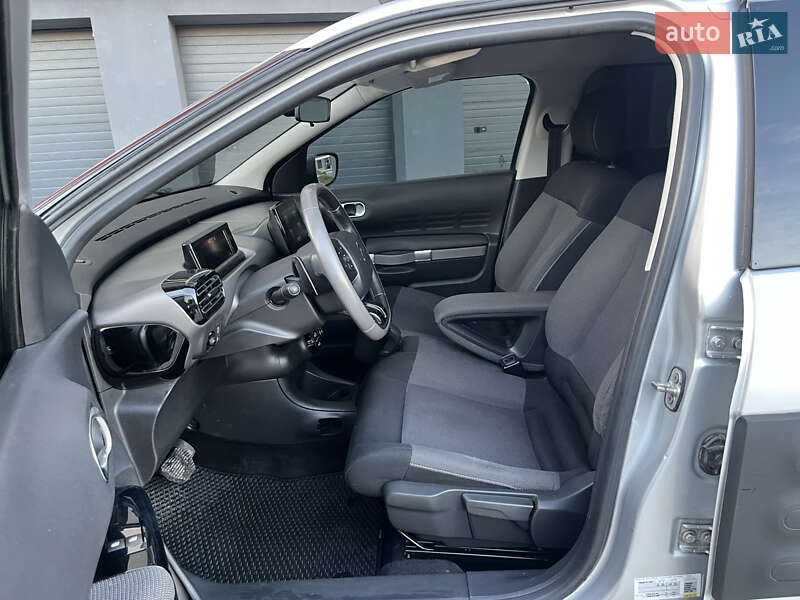 Внедорожник / Кроссовер Citroen C4 Cactus 2015 в Ивано-Франковске