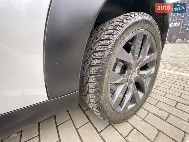 Позашляховик / Кросовер Citroen C4 Cactus 2016 в Луцьку фото 18 Позашляховик / Кросовер Citroen C4 Cactus 2016 в Луцьку