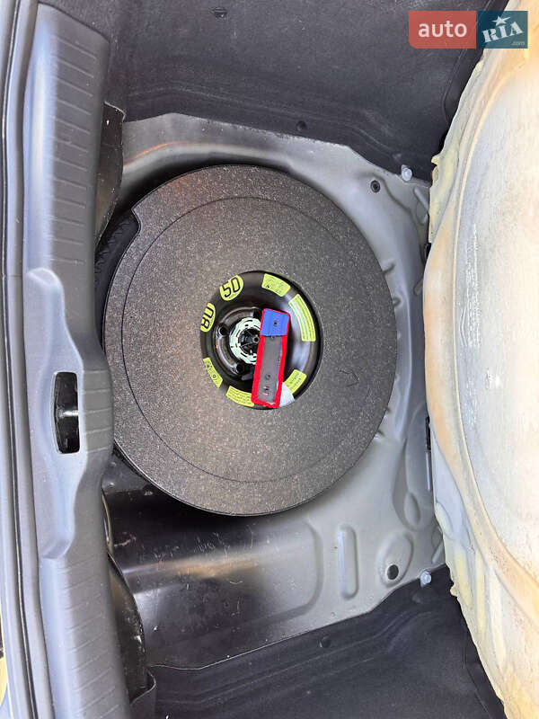 Внедорожник / Кроссовер Citroen C4 Cactus 2015 в Радехове