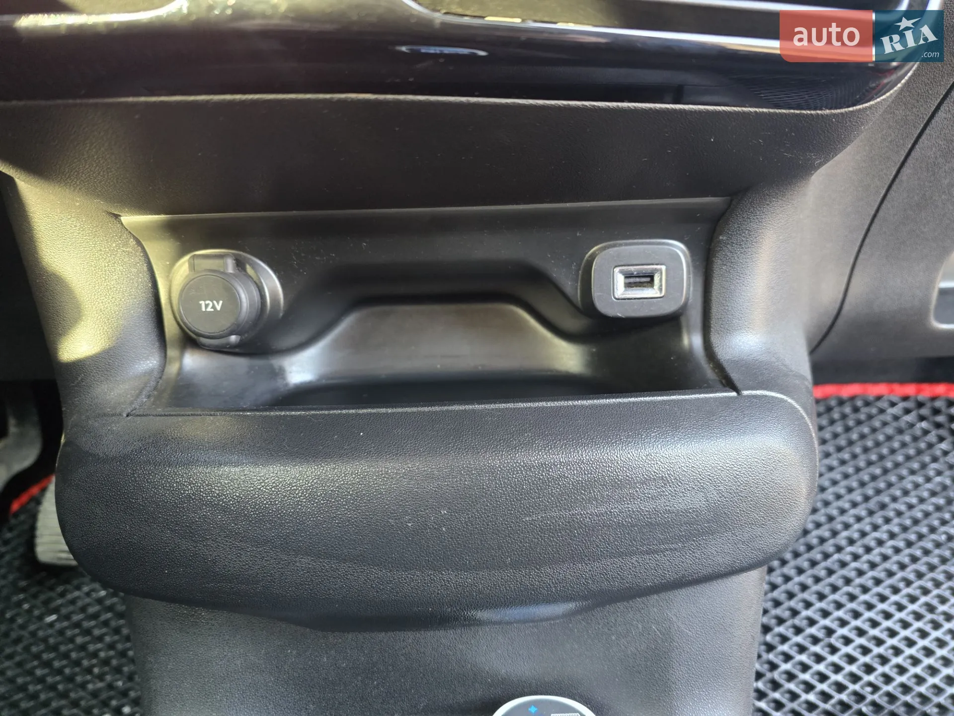 2014 Citroen C4 Cactus - мініатюра 11