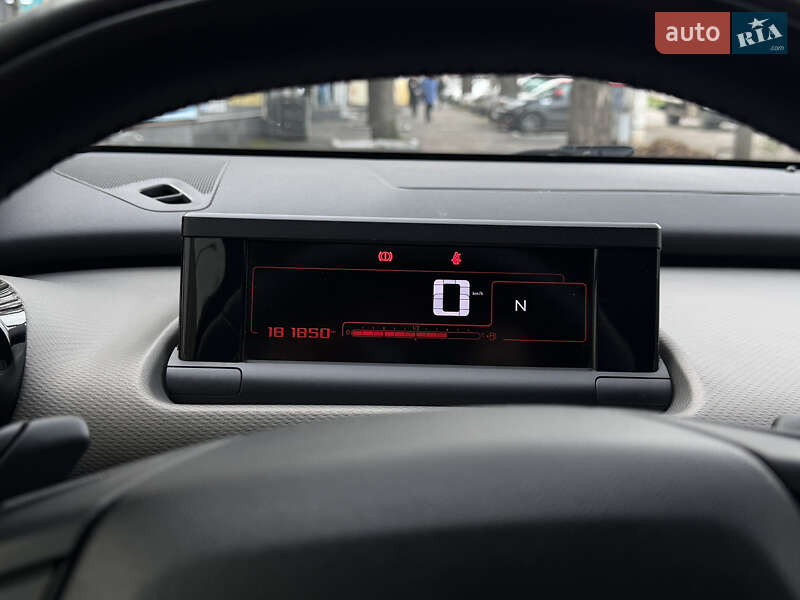 Внедорожник / Кроссовер Citroen C4 Cactus 2014 в Николаеве