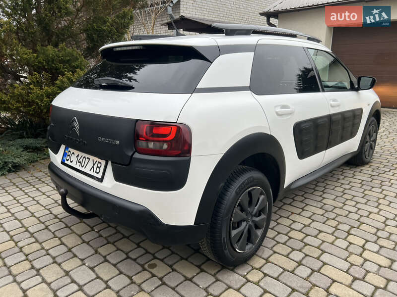 Внедорожник / Кроссовер Citroen C4 Cactus 2014 в Львове