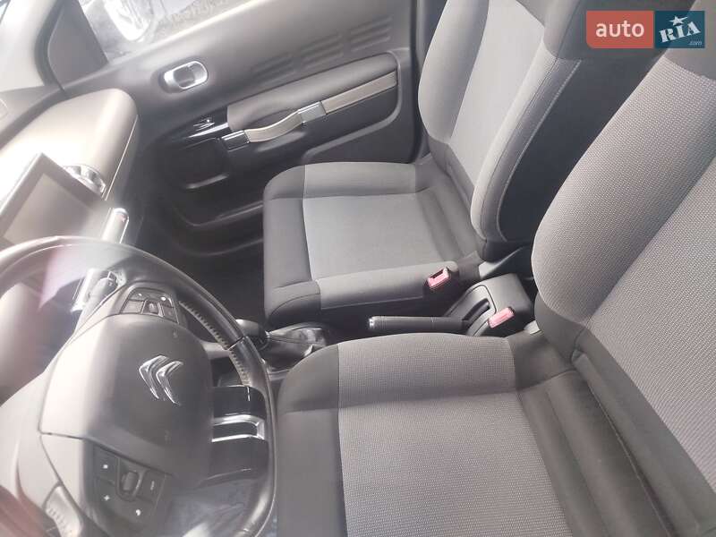 Внедорожник / Кроссовер Citroen C4 Cactus 2015 в Ровно