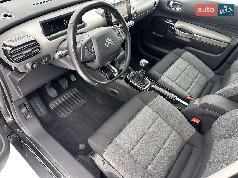 Позашляховик / Кросовер Citroen C4 Cactus 2018 в Умані