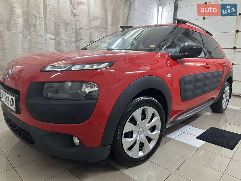 Внедорожник / Кроссовер Citroen C4 Cactus 2015 в Умани