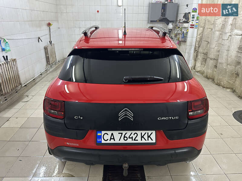 Внедорожник / Кроссовер Citroen C4 Cactus 2015 в Умани