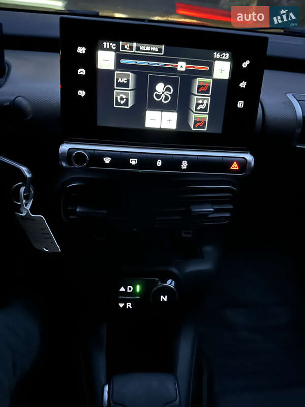 Внедорожник / Кроссовер Citroen C4 Cactus 2015 в Умани