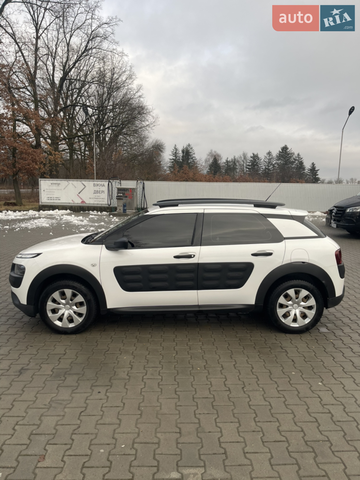 2017 Citroen C4 Cactus - мініатюра 15