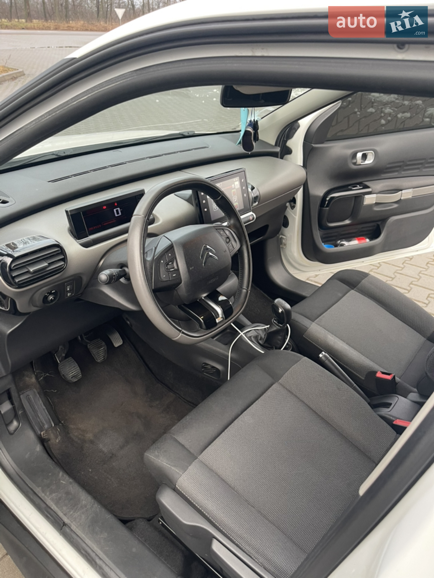 2017 Citroen C4 Cactus - мініатюра 20