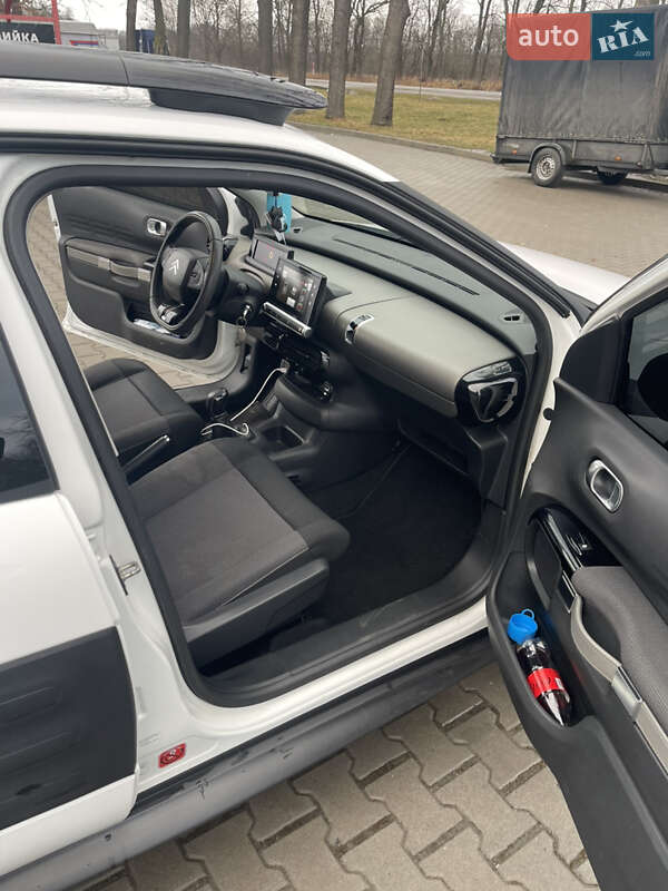 Внедорожник / Кроссовер Citroen C4 Cactus 2017 в Черновцах