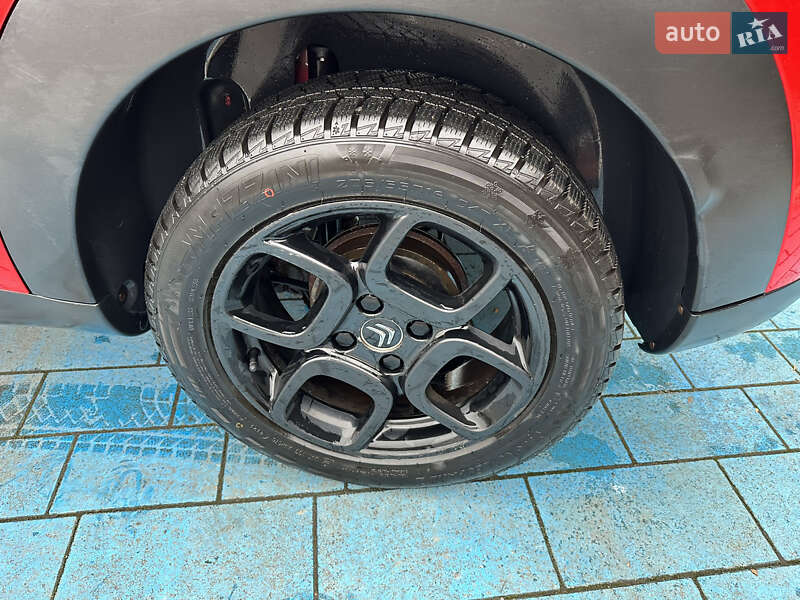 Внедорожник / Кроссовер Citroen C4 Cactus 2015 в Луцке фото 29 Внедорожник / Кроссовер Citroen C4 Cactus 2015 в Луцке