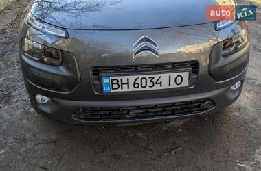 Позашляховик / Кросовер Citroen C4 Cactus 2015 в Львові