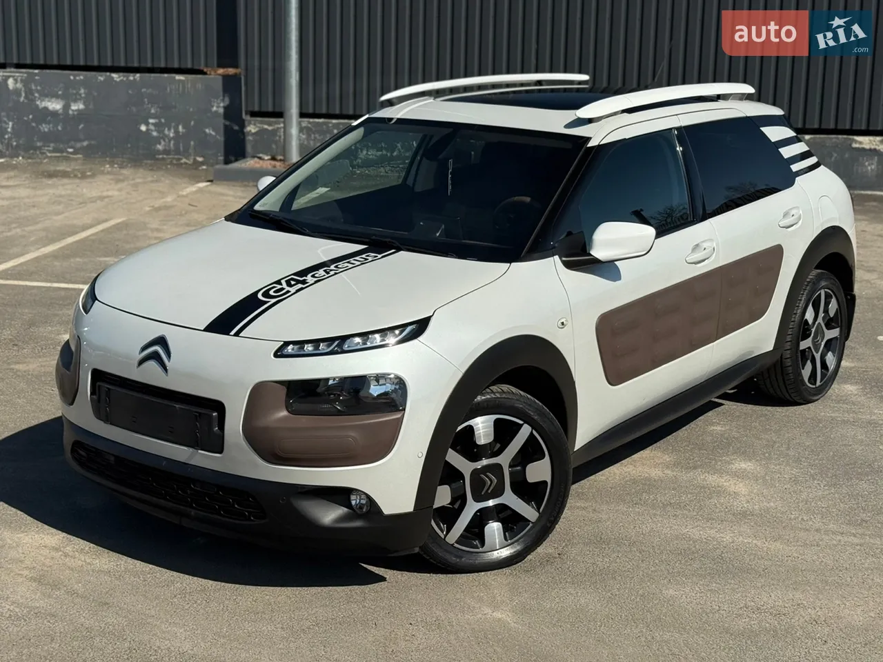 2016 Citroen C4 Cactus - мініатюра 15