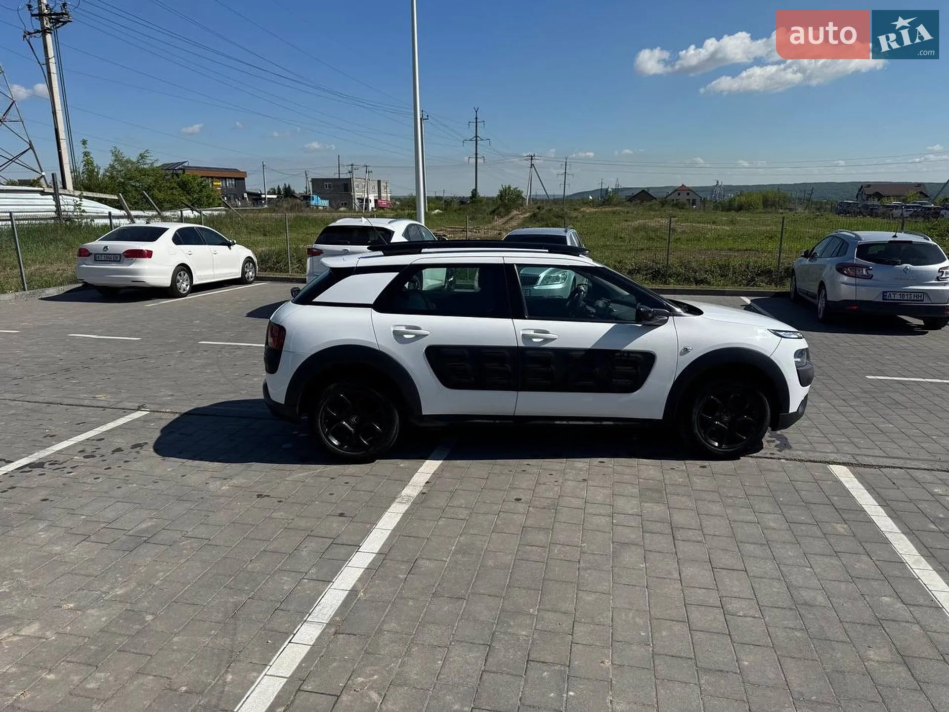 2016 Citroen C4 Cactus - мініатюра 11