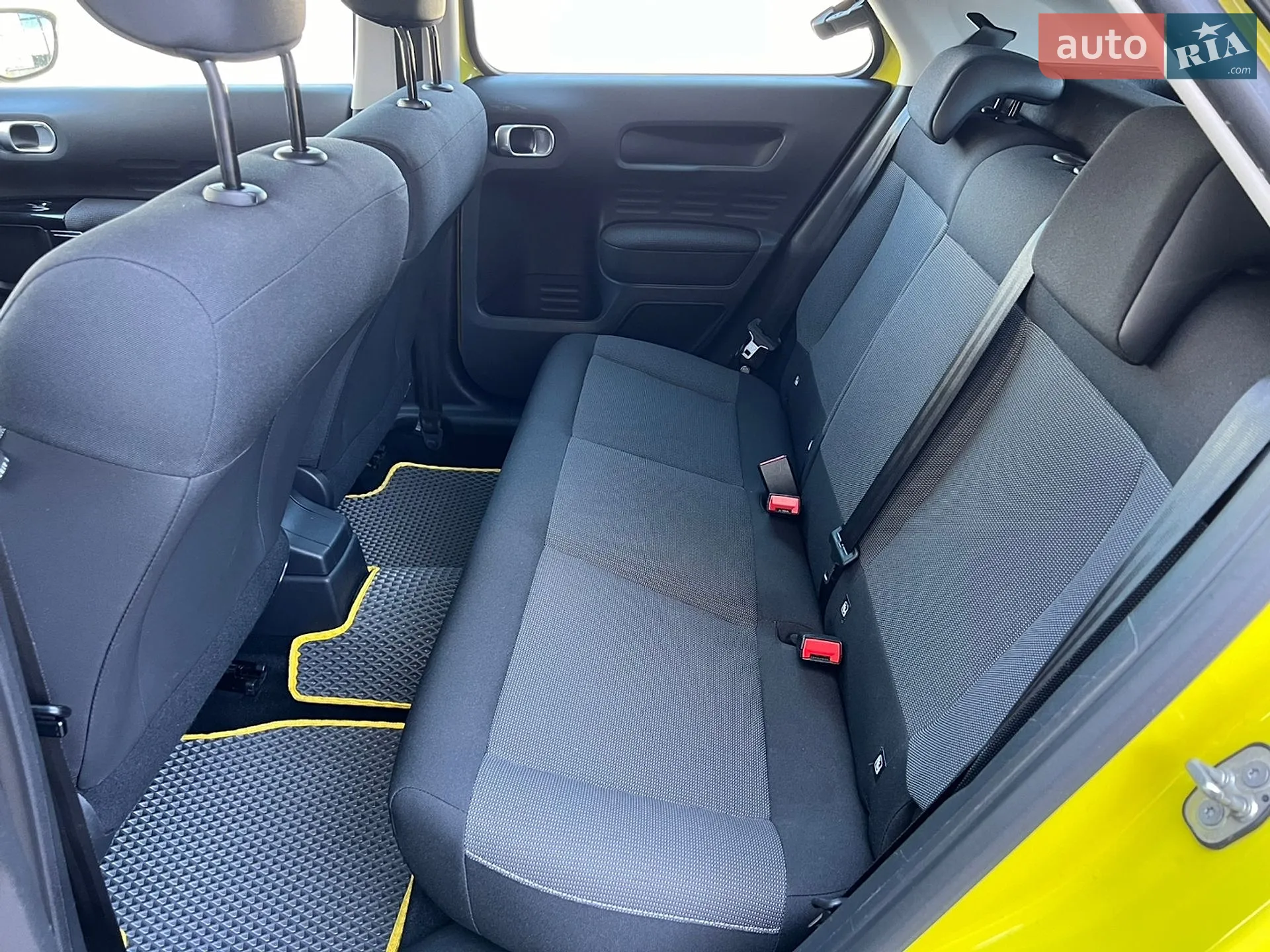 2017 Citroen C4 Cactus - мініатюра 11