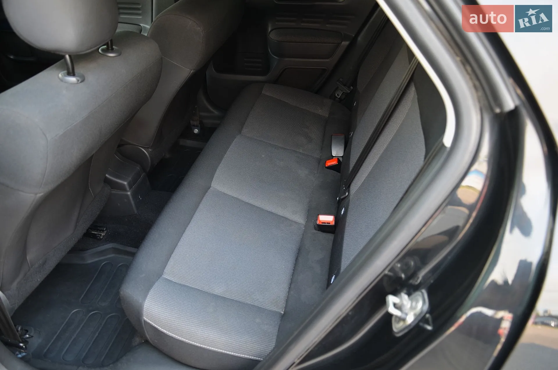 2015 Citroen C4 Cactus - мініатюра 35