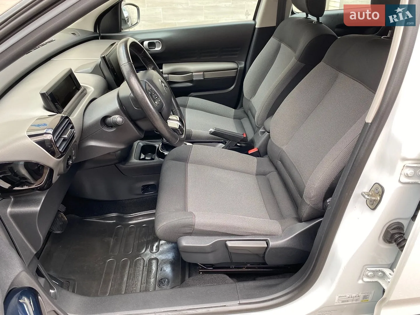 2018 Citroen C4 Cactus - мініатюра 16