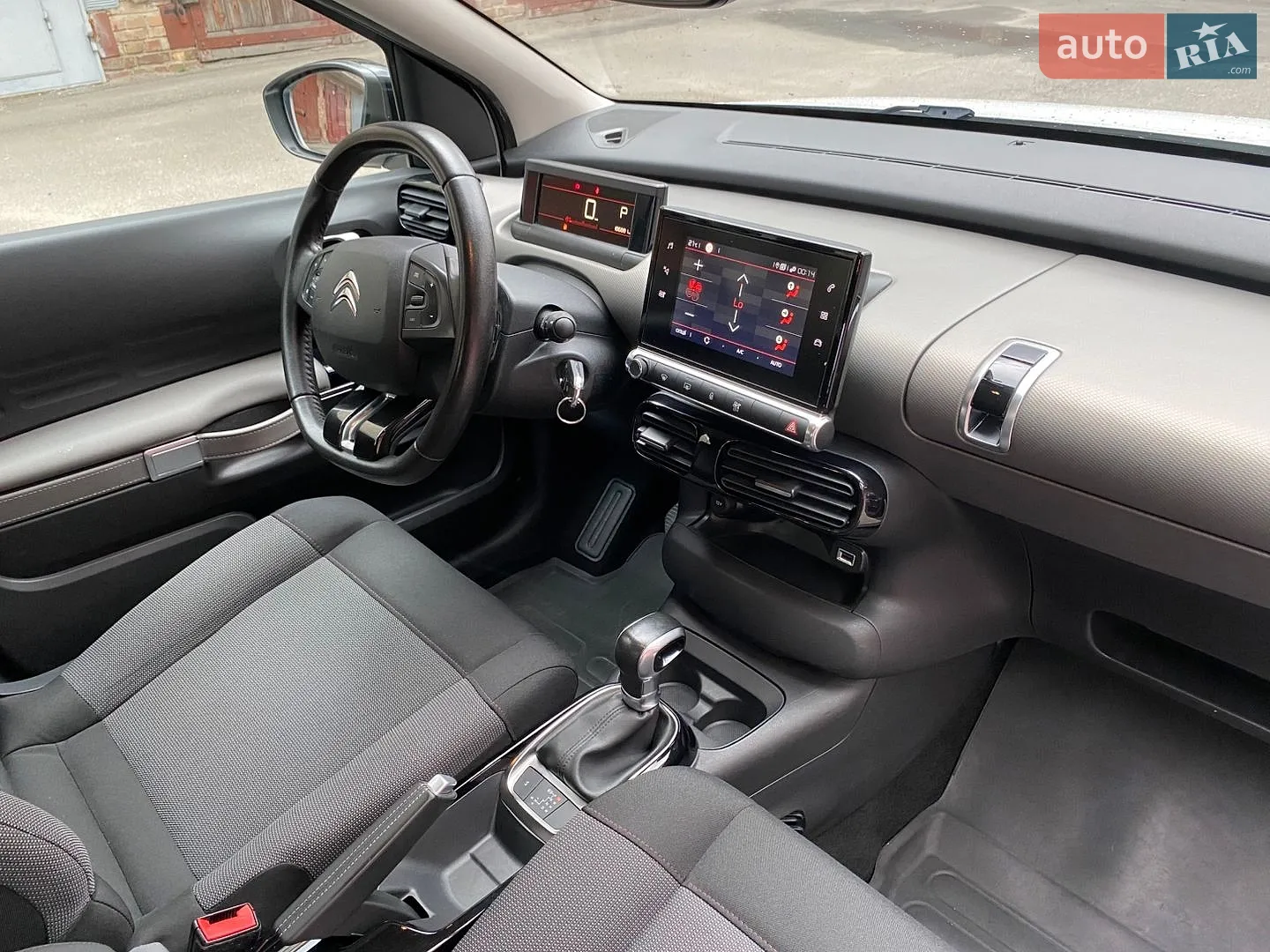 2018 Citroen C4 Cactus - мініатюра 39