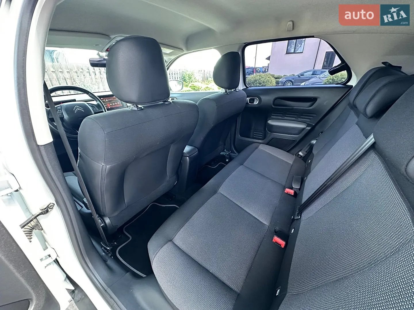 2019 Citroen C4 Cactus - мініатюра 24