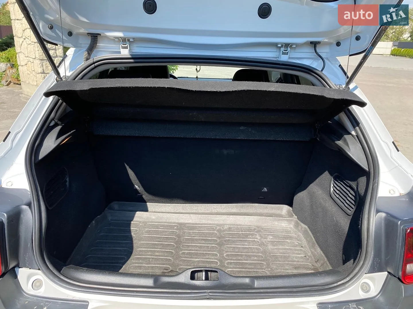2014 Citroen C4 Cactus - мініатюра 27
