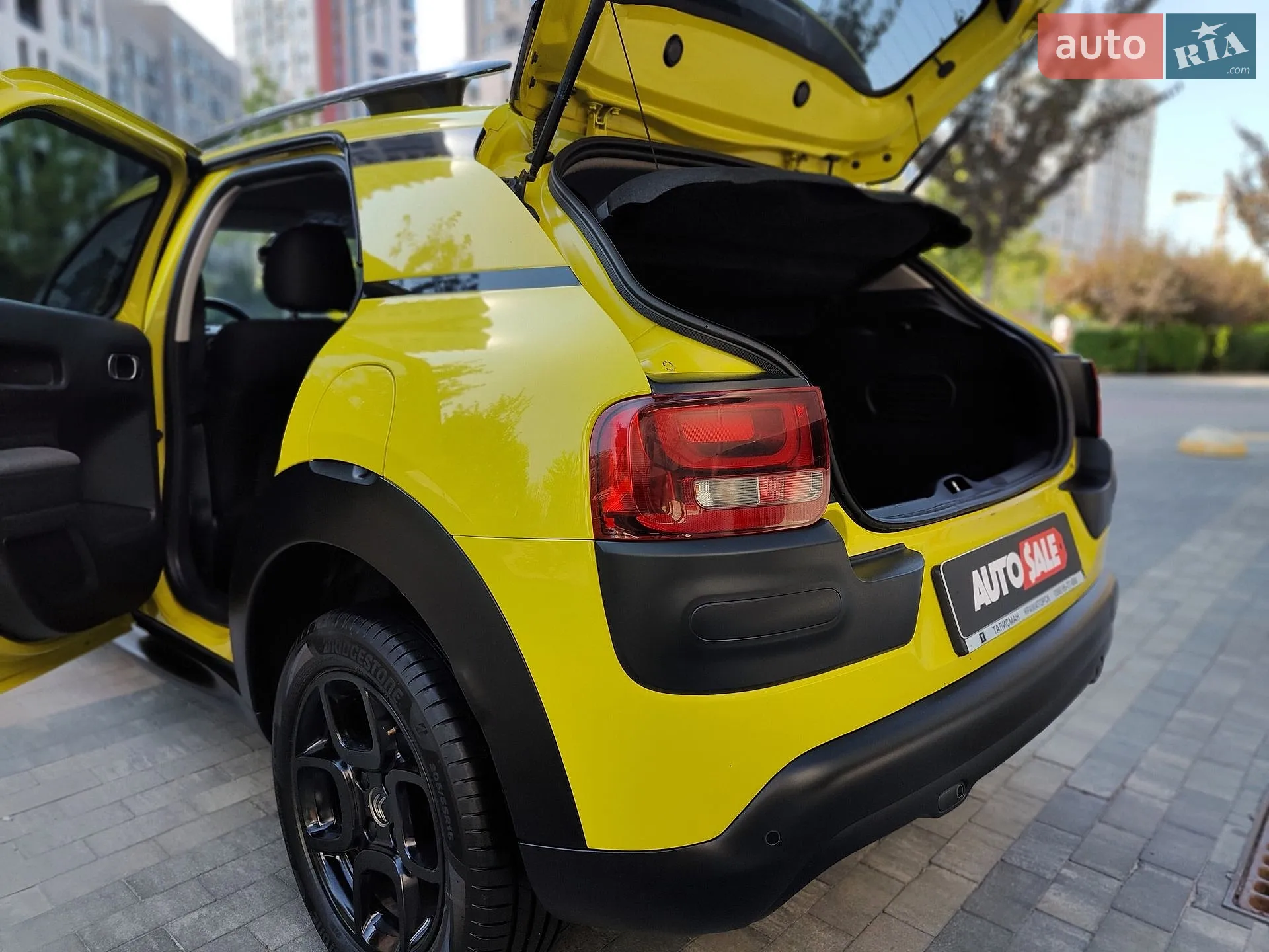 2015 Citroen C4 Cactus - мініатюра 15