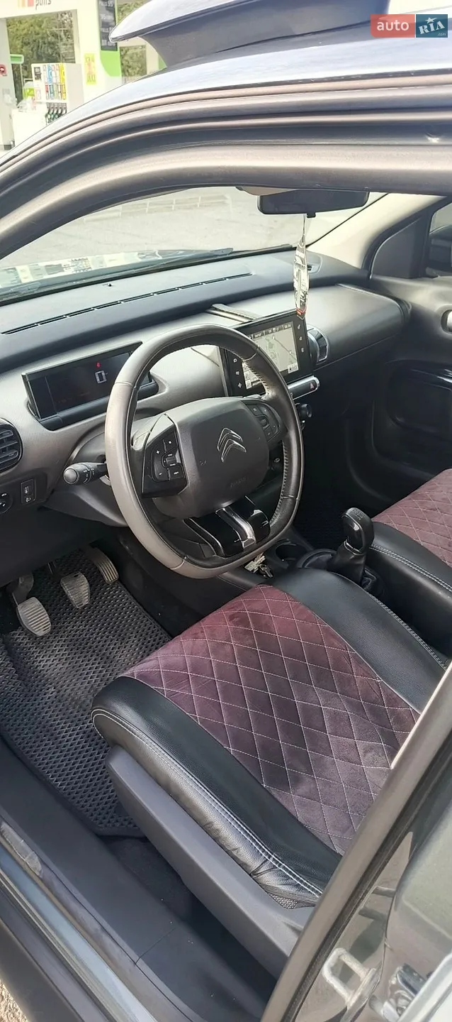 2016 Citroen C4 Cactus - мініатюра 15
