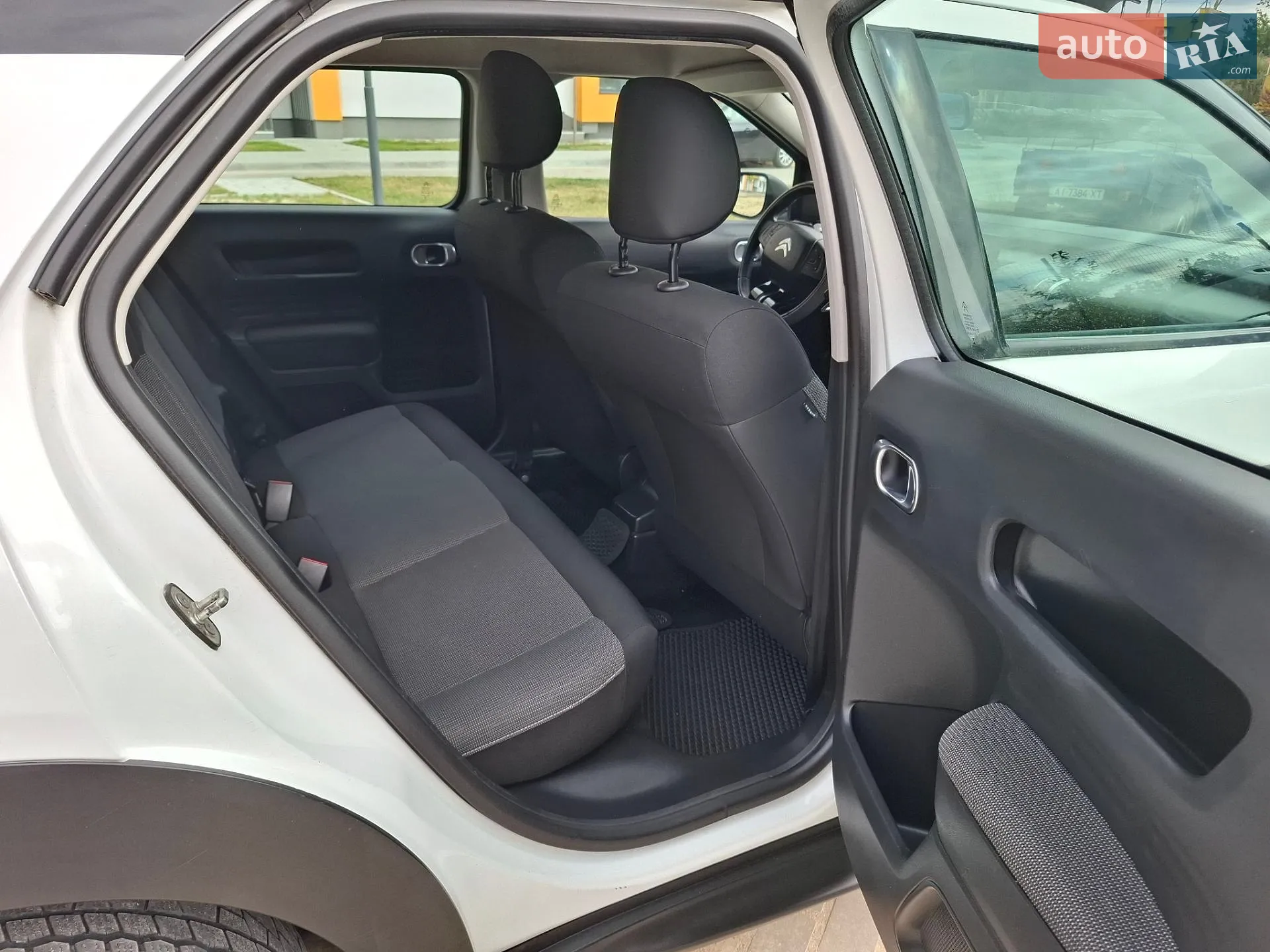 2017 Citroen C4 Cactus - мініатюра 20