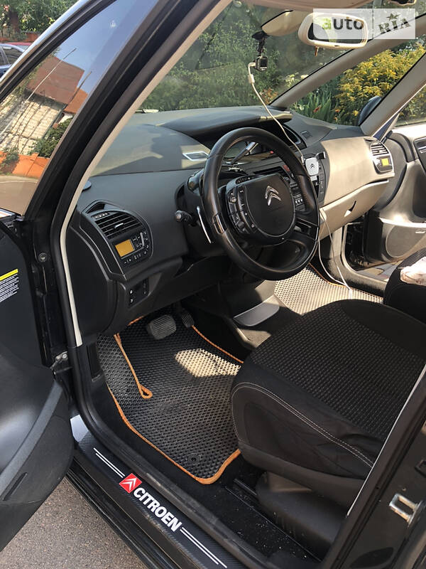 Минивэн Citroen C4 Picasso 2012 в Киеве