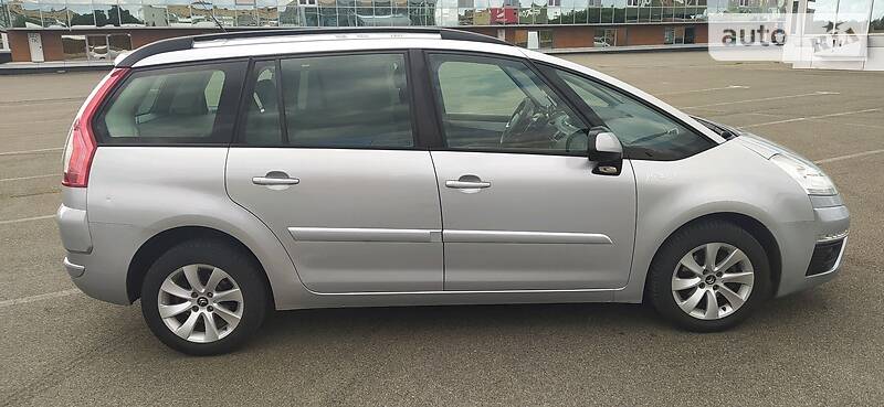 Універсал Citroen C4 Picasso 2011 в Києві