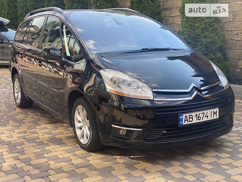 ❤︎ Oversized Lennox Animal Pavé Silver-Tone Watch | Michael