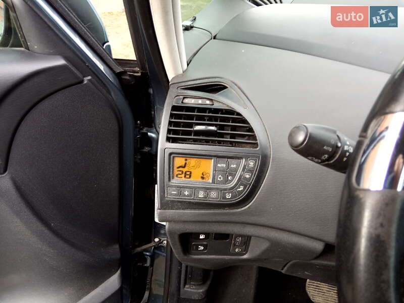 Универсал Citroen C4 Picasso 2007 в Новояворовске
