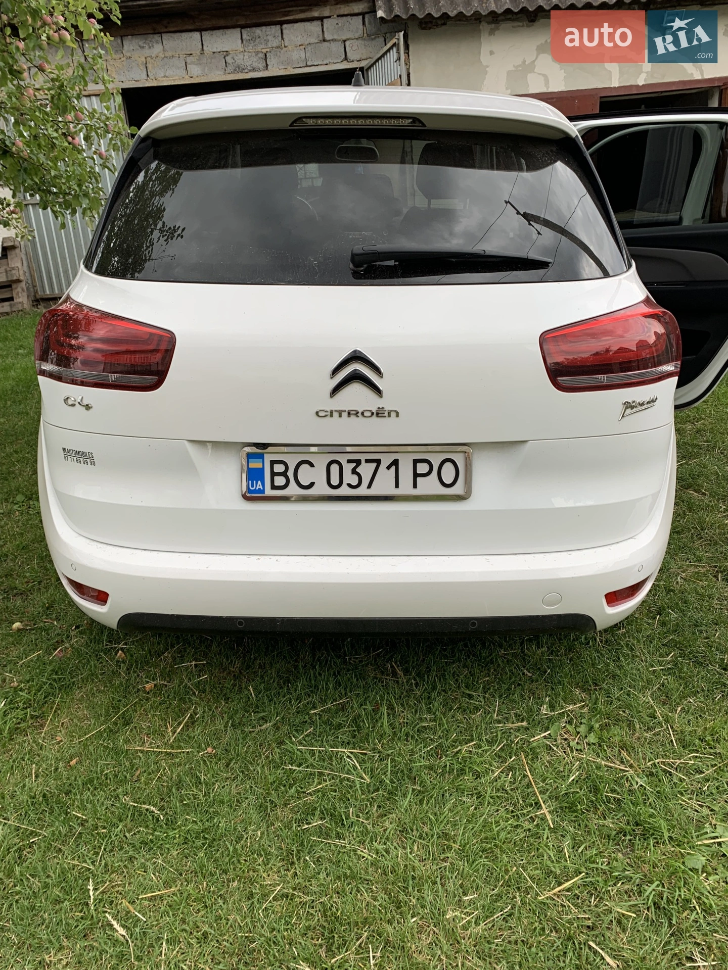 Citroen C4 Picasso 2017 VIN VF73DBHZTHJ819764 фото оголошення 10 з 15