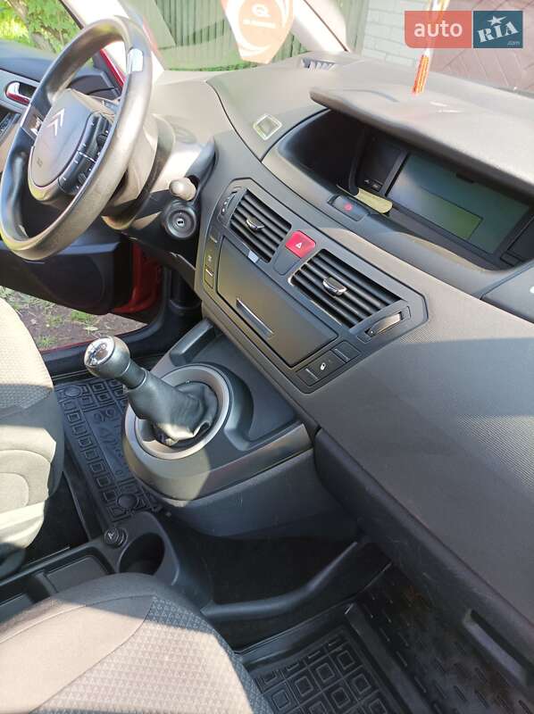 Микровэн Citroen C4 Picasso 2010 в Шептицькому фото 27 Микровэн Citroen C4 Picasso 2010 в Шептицькому