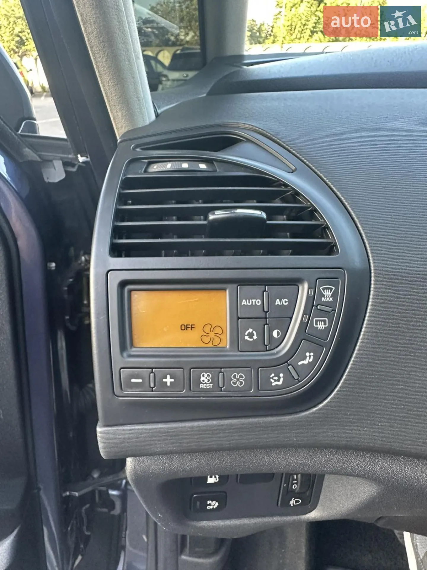 2010 Citroen C4 Picasso - мініатюра 13