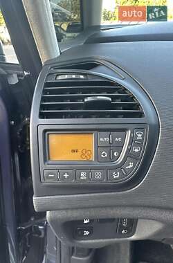 Микровэн Citroen C4 Picasso 2010 в 