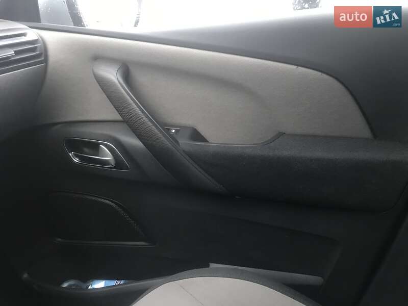 Микровэн Citroen C4 Picasso 2013 в Нетешине