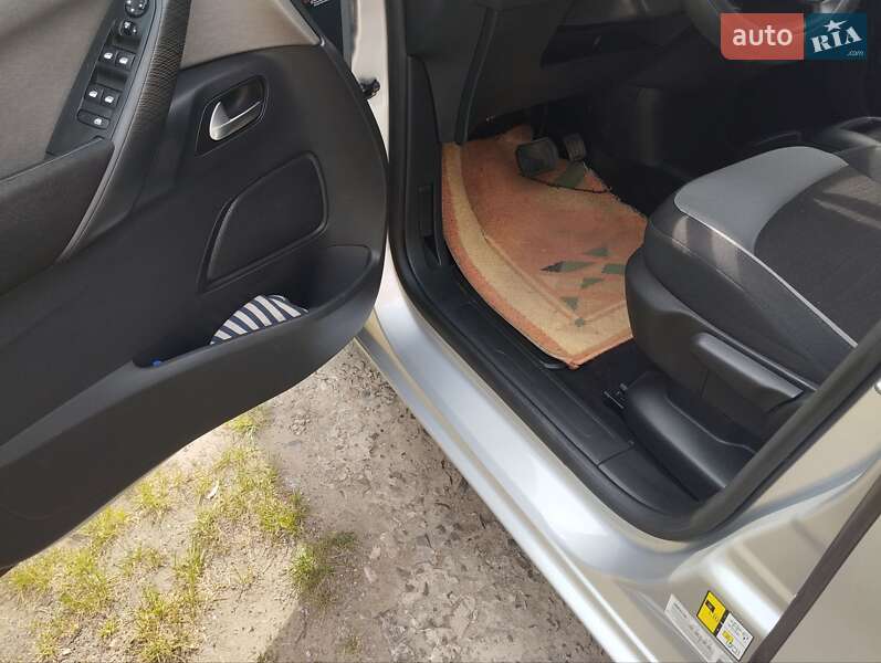 Минивэн Citroen C4 Picasso 2015 в Костополе фото 17 Минивэн Citroen C4 Picasso 2015 в Костополе
