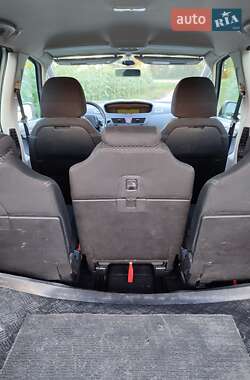 Микровэн Citroen C4 Picasso 2010 в 