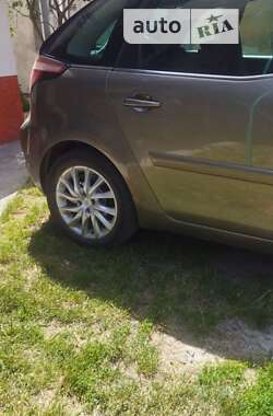 Микровэн Citroen C4 Picasso 2011 в 