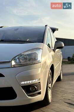 Микровэн Citroen C4 Picasso 2011 в 