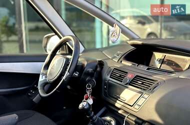 Микровэн Citroen C4 Picasso 2011 в 