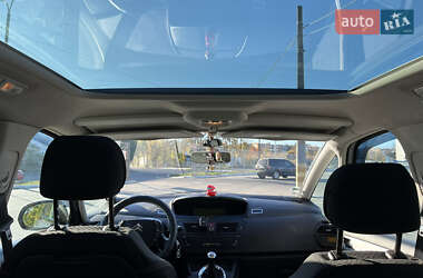 Микровэн Citroen C4 Picasso 2009 в 