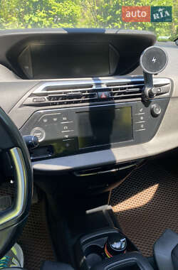 Микровэн Citroen C4 Picasso 2015 в 