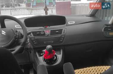 Микровэн Citroen C4 Picasso 2010 в 